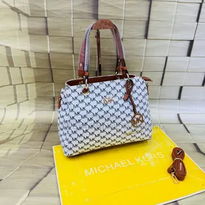 Michael Kors Lady Sling Bag