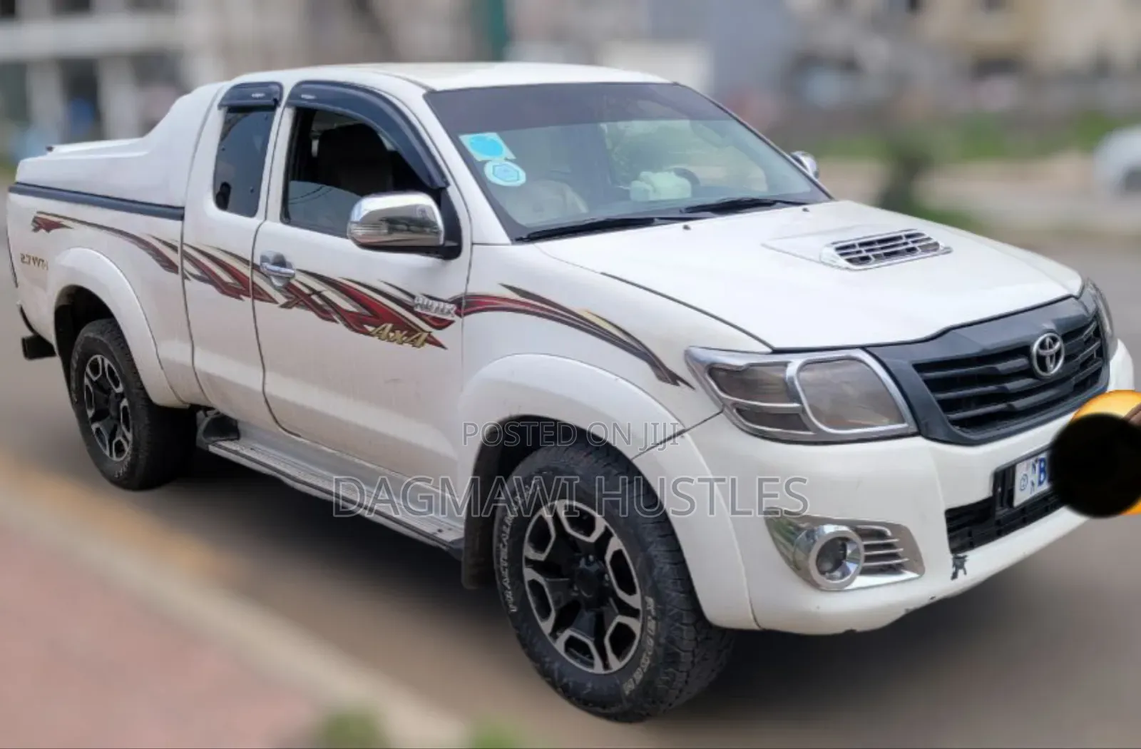 Toyota Hilux 2013 White