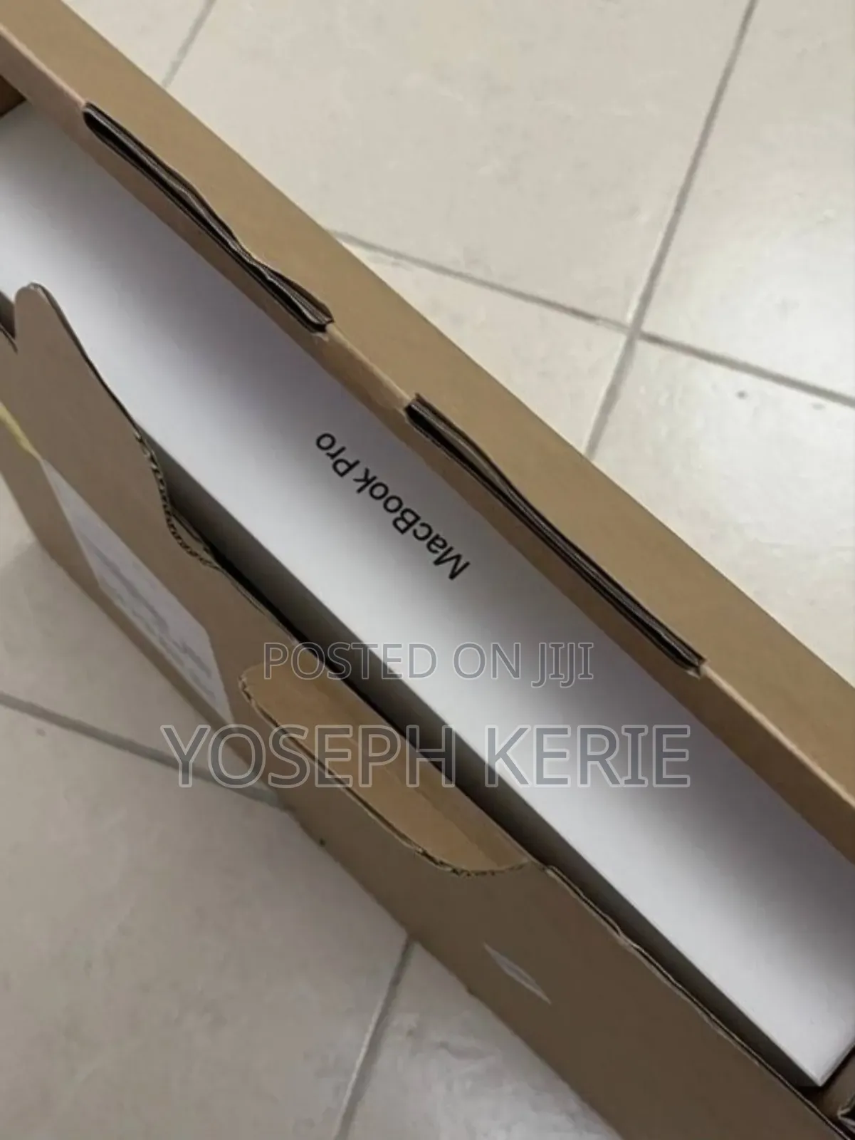 New Laptop Apple MacBook 24GB Apple M4 Pro SSD 512GB