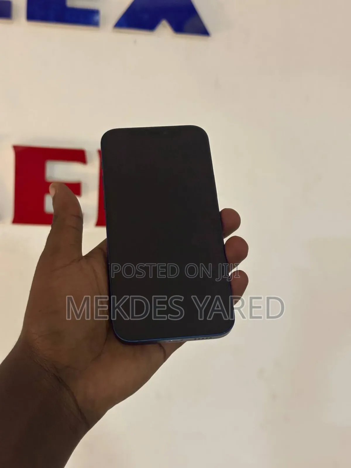 New Apple iPhone 12 64 GB Blue