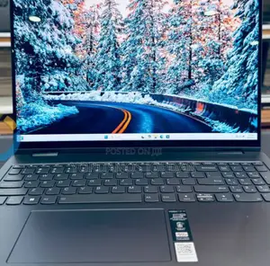 New Laptop Lenovo Yoga 7i 16GB Intel Core I7 SSD 512GB