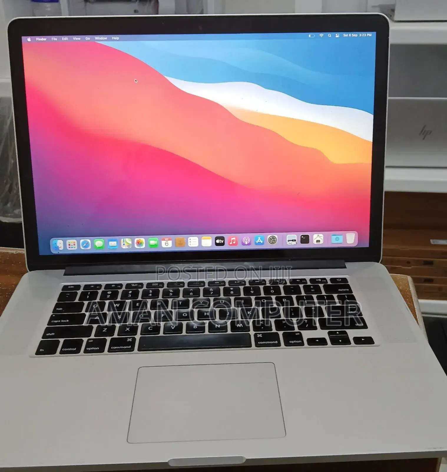 New Laptop Apple MacBook Pro 2015 16GB Intel Core I7 SSD 256GB