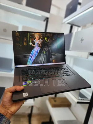 New Laptop Asus ROG Zephyrus G15 16GB Intel Core I9 SSD 1T