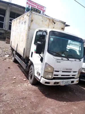 Isuzu Obama 2010/11 White