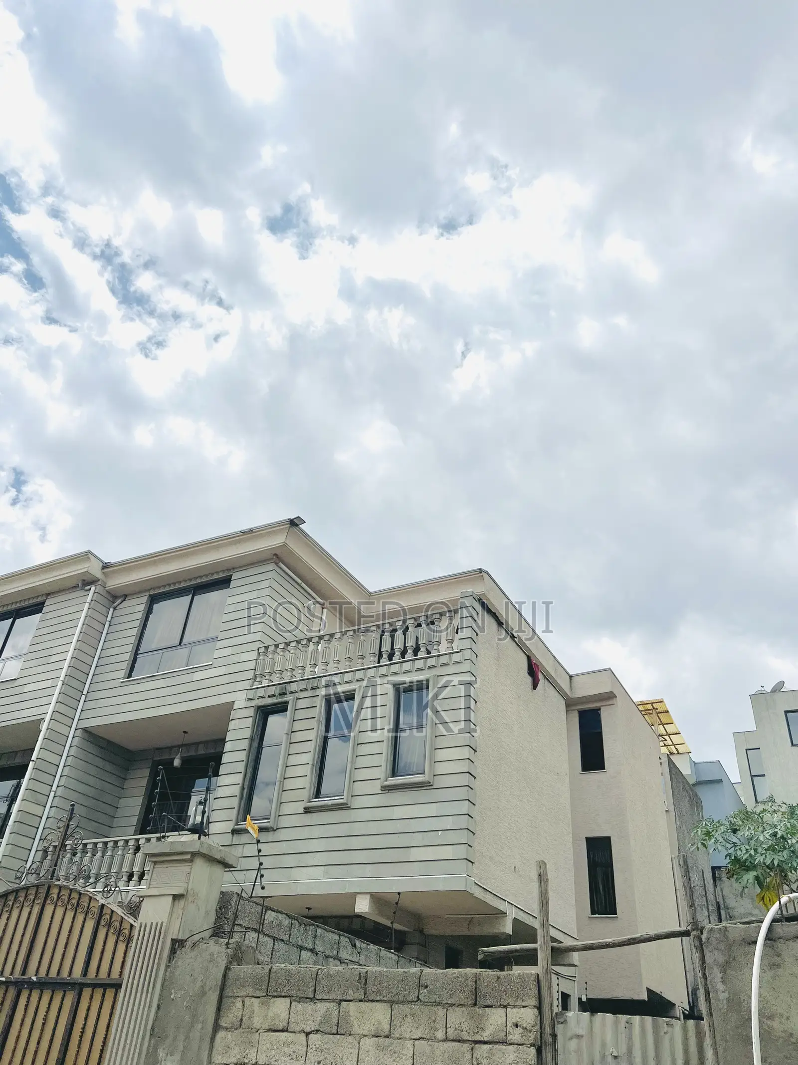 Furnished 7bdrm Townhouse/Terrace in Haile Garment, Nifas Silk-Lafto