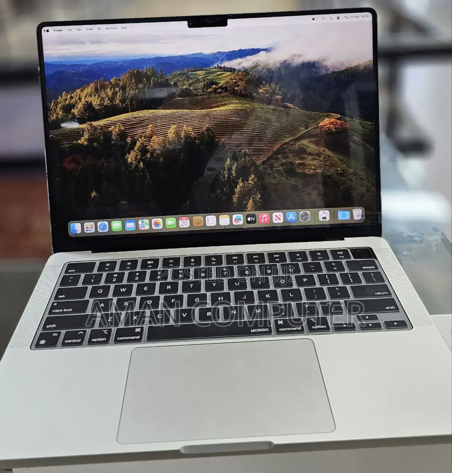 New Laptop Apple MacBook Pro 2024 M3 14-Inch 8GB Apple M3 Pro SSD 512GB