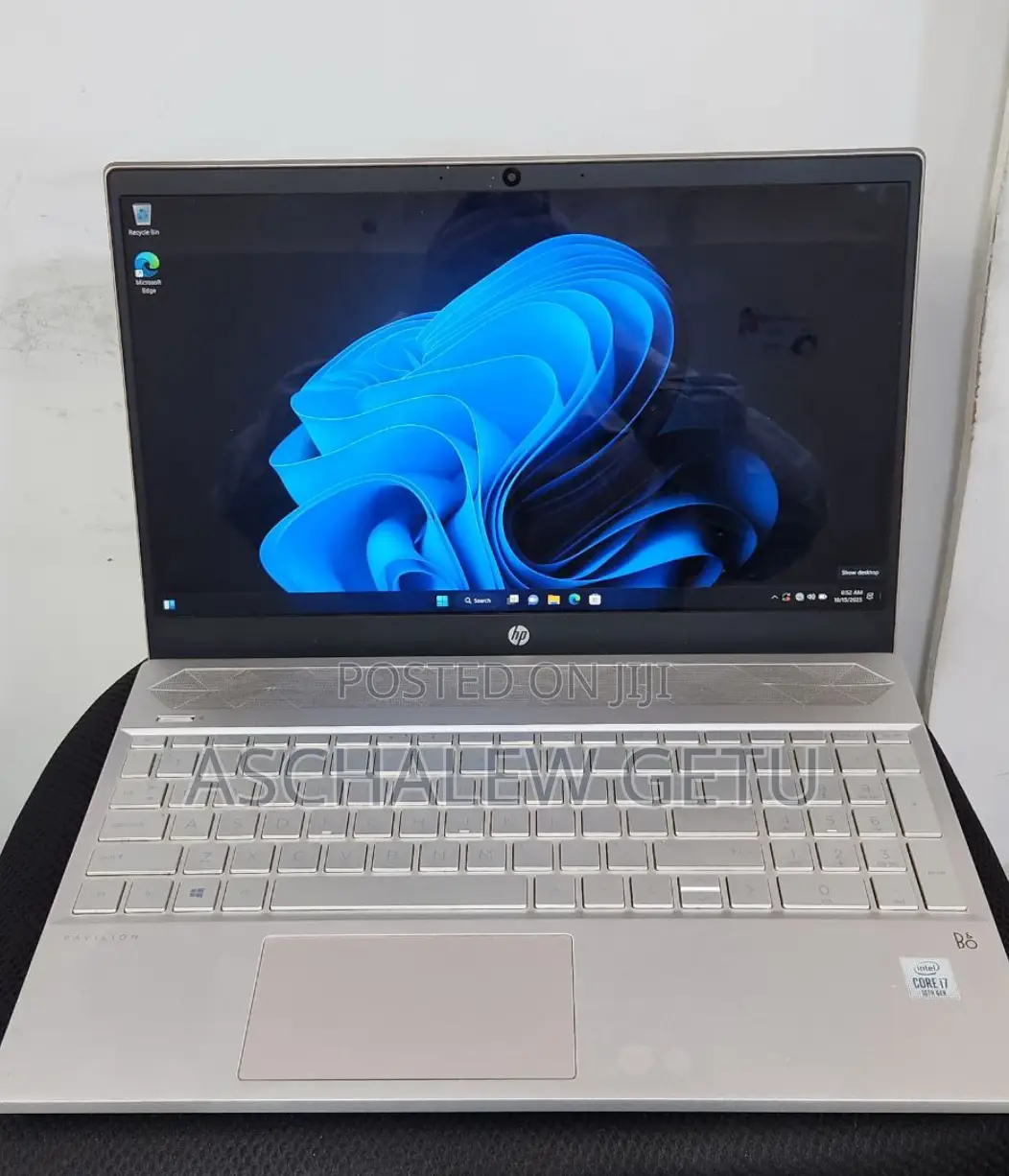 New Laptop HP Pavilion 15 8GB Intel Core I7 SSD 256GB