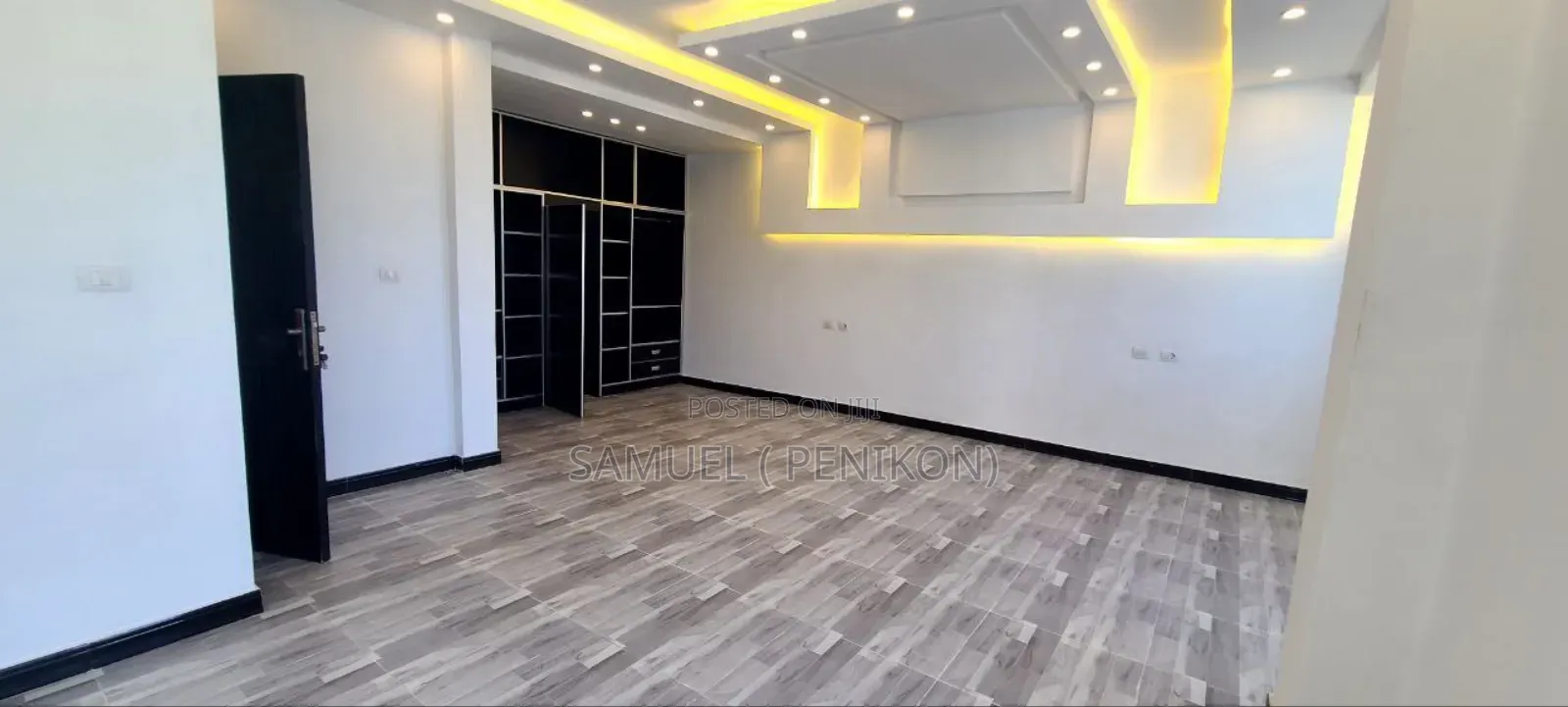 5bdrm Townhouse/Terrace in House, Bole for sale