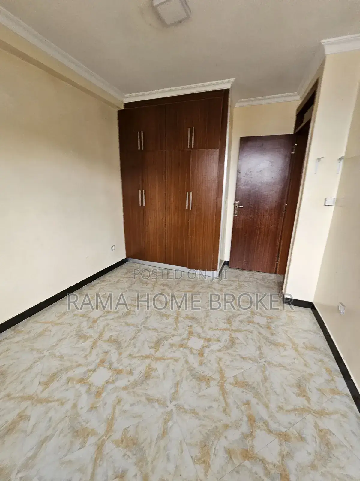Furnished 2bdrm Condo in Yeka for sale