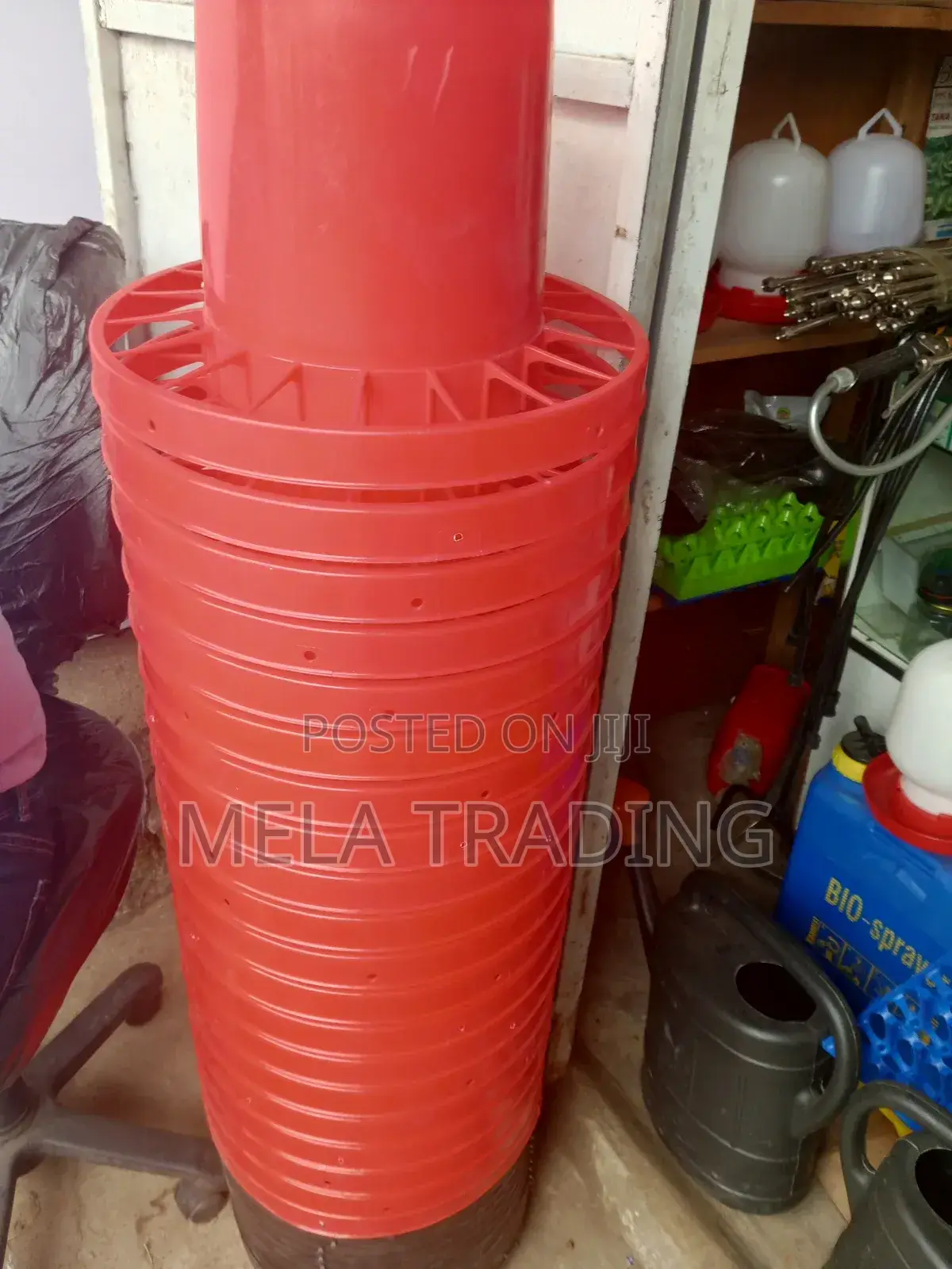 Feeder for Poultry