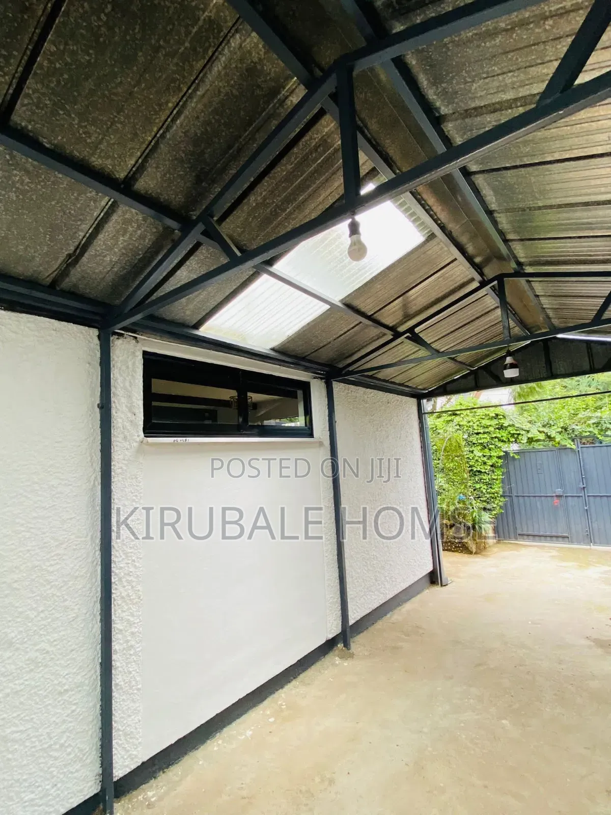 4bdrm Villa in Ner Bola Airport, Bole for rent