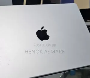 New Laptop Apple MacBook Pro 8GB Apple M3 SSD 512GB