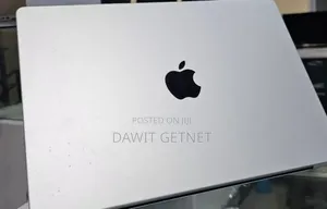 New Laptop Apple MacBook Pro 2023 M3 14-Inch 8GB Apple M3 SSD 512GB