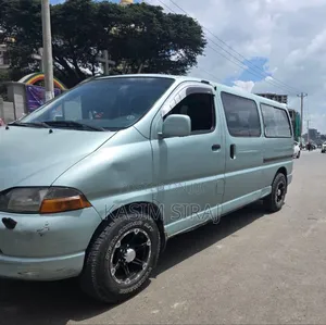 Toyota HiAce 1998 Blue