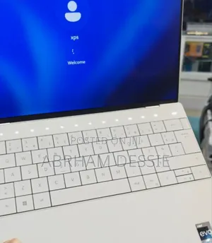 New Laptop Dell XPS 15 32GB Intel Core I7 SSD 1T