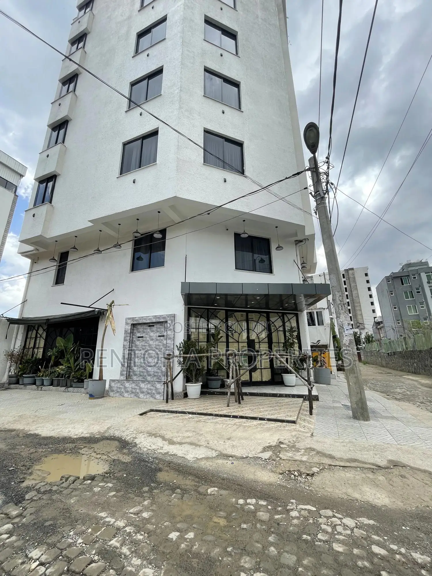 Building for Sale! የሚሸጥ ህንፃ