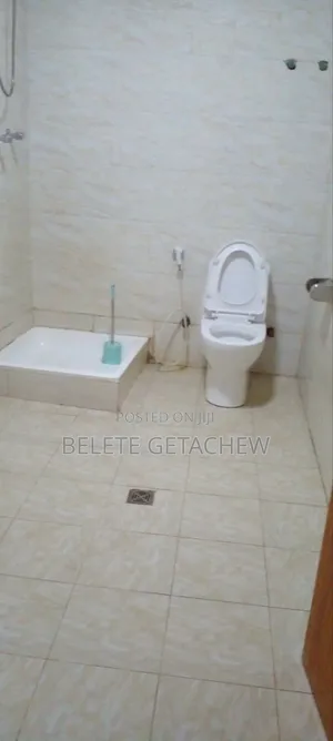 3bdrm Apartment in Cmc Yetebaberut,, Bole for sale