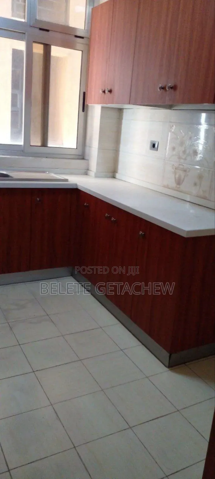 3bdrm Apartment in Cmc Yetebaberut,, Bole for sale