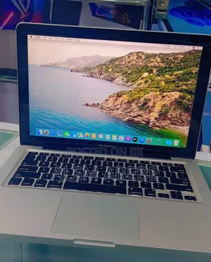 New Laptop Apple MacBook Pro 2012 4GB Intel Core I5 HDD 500GB