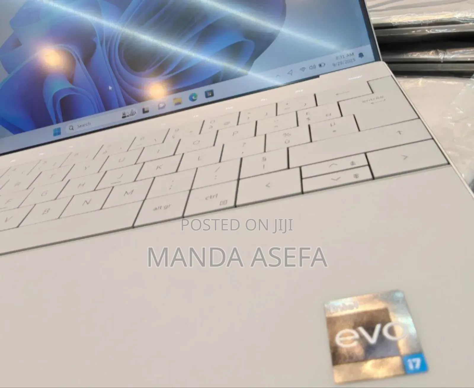 New Laptop Dell XPS 13 9320 32GB Intel Core i7 SSD 1T