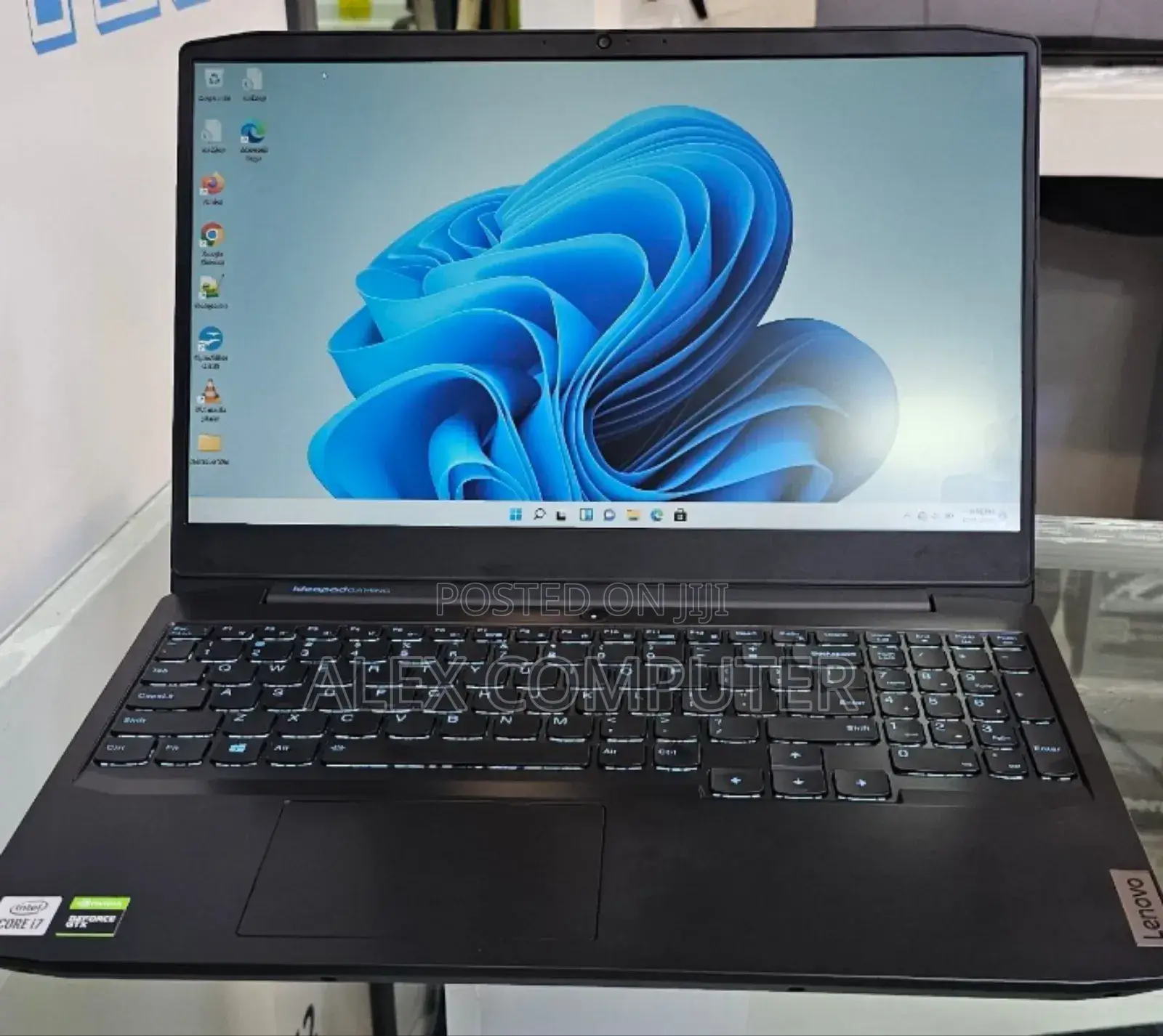 New Laptop Lenovo Ideapad 3 16GB Intel Core I7 SSD 512GB