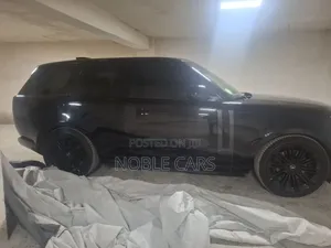 Land Rover Range Rover 2025 Matt Black