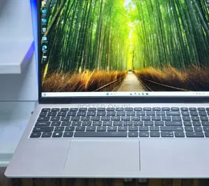 New Laptop Dell Inspiron 15 16GB Intel Core I7 SSD 512GB
