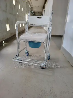 Bedside Commode for Disabled辟zwheelchair Commode Offers Long Solution