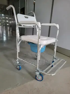 Folding Feet 窗፯3 in 1 Chair With Built-in Toilet∞~Commode Chair