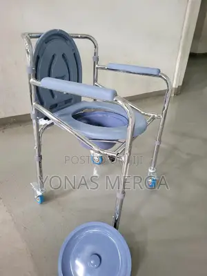 Toilet Chair嗰፹waterproof Material,W/C Can Be Used in Bathroom