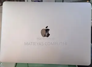 New Laptop Apple MacBook Pro 2022 M2 8GB Apple M2 SSD 512GB