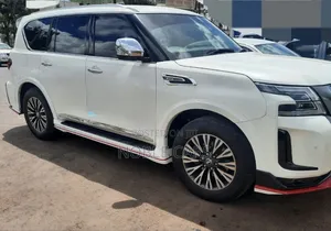 Nissan Patrol 2014 Ivory