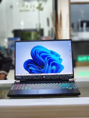 New Laptop Acer Predator Helios 300 16GB Intel Core I9 SSD 1T