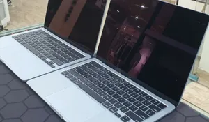 New Laptop Apple MacBook Air 2025 M4 13-Inch 16GB Apple M4 SSD 256GB