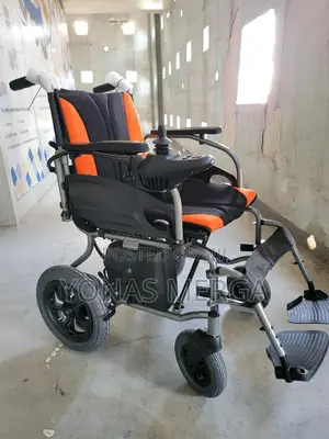 Elecric Wheelchair胳岦with Seat Belt糰0super Light Weight and Portable