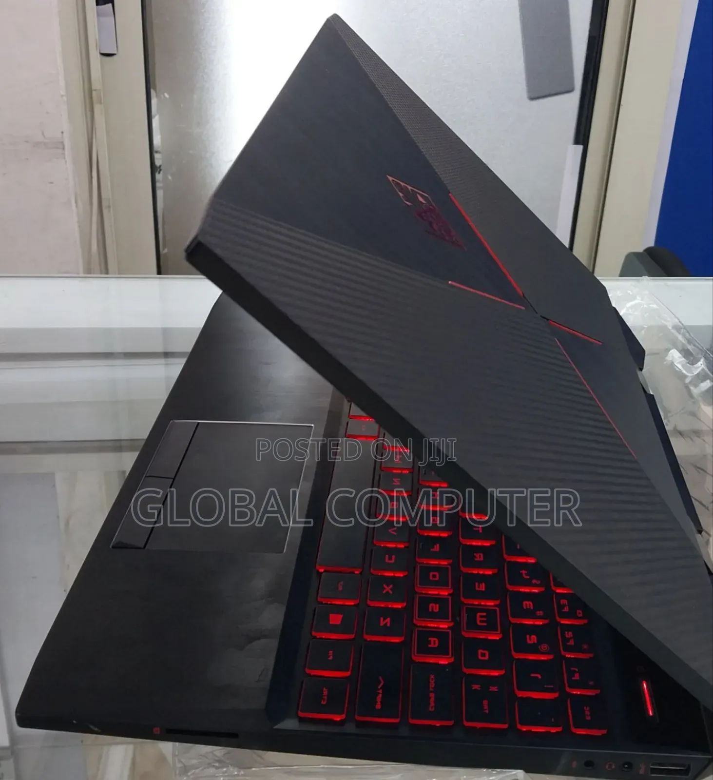New Laptop HP Omen 15-dh002nr 16GB Intel Core i7 SSD 512GB