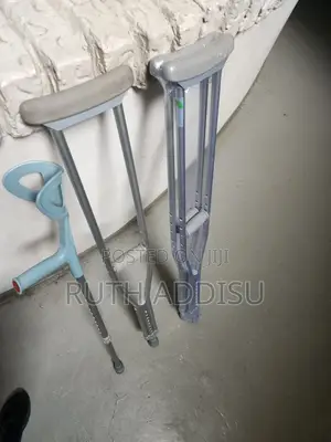 Axillary and Elbow Bilateral Crutches痲我cutches拖延crutches內容crutches New