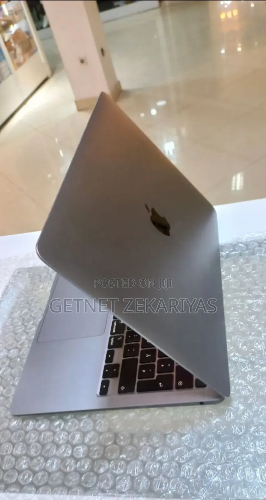 New Laptop Apple MacBook Air 2020 8GB Intel Core I5 SSD 256GB