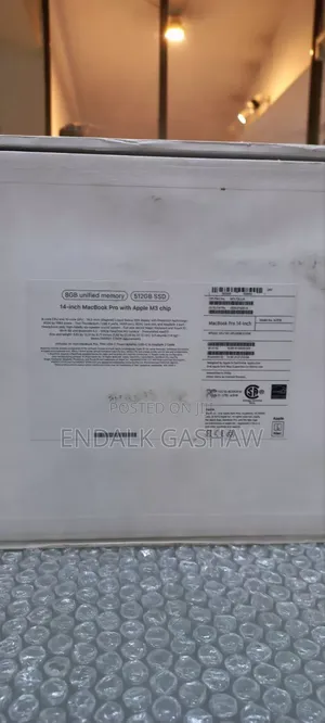 New Laptop Apple MacBook Pro 2023 M2 8GB Apple M3 SSD 512GB