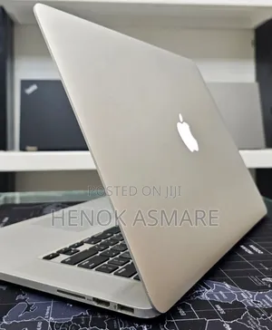New Laptop Apple MacBook Pro 16GB Intel Core I7 SSD 256GB