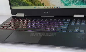 New Laptop HP Omen 15 16GB AMD Ryzen 7 SSD 512GB