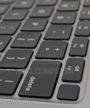 New Laptop Apple MacBook Air 2020 M1 16GB Intel SSD 256GB