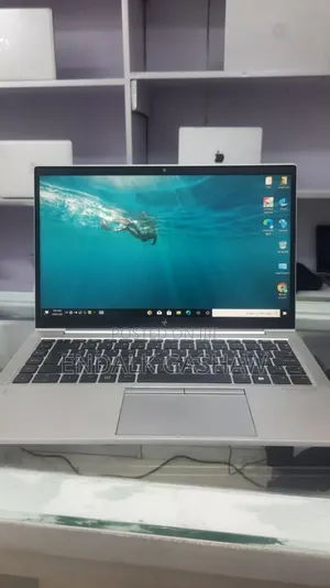 New Laptop HP EliteBook 845 G7 16GB AMD Ryzen 5 SSD 512GB