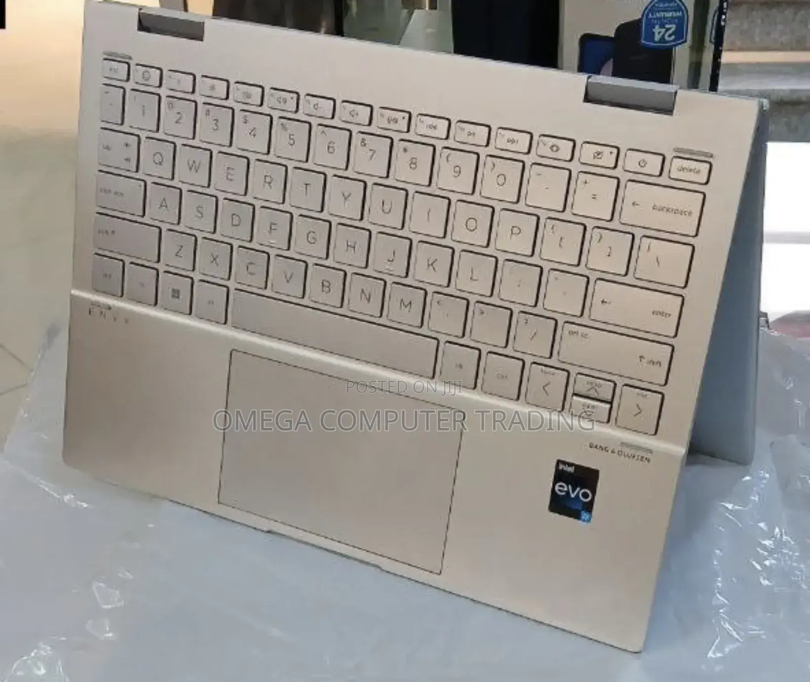 New Laptop HP Envy X360 8GB Intel Core i7 SSD 512GB