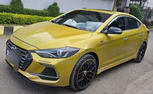 Hyundai Avante 2017 Gold