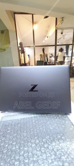 New Laptop HP ZBook 15 16GB Intel Core I5 SSD 512GB