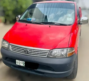 Toyota HiAce 2006 Red