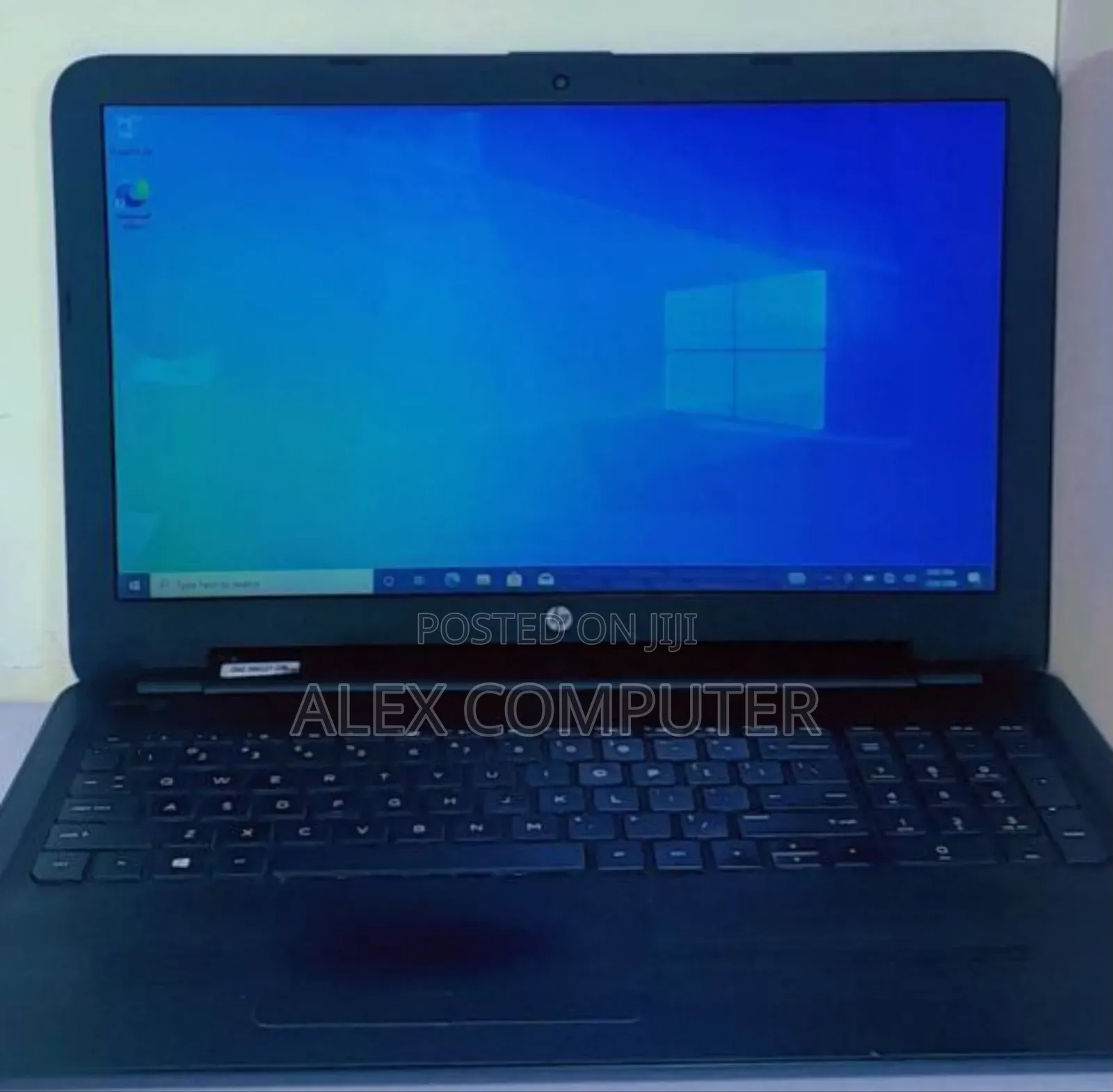 New Laptop HP 240 G9 8GB AMD A10 SSD 512GB