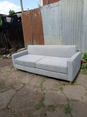Median Sofa