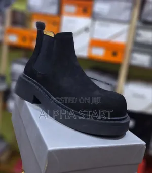  New Arrival  
 Velevet Ankle Boots
 Stock Product 